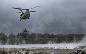 Chinooks van DHC helpen Maastrichtenaren uit de brand