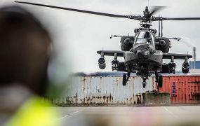 Amerikaanse helikopters vliegen via Nederland naar huis