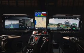 Hill Helicopters toont zijn glass cockpit: een echte revolutie