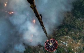 UPDATE (7): Nederlandse Chinooks nog steeds in Albanie voor brandbestrijding 