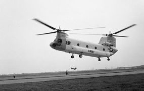 Kort nieuws: Chinook is 60 jaar - Sikorsky levert eerste serie King Stallion - Bell V-280 & FLAARA