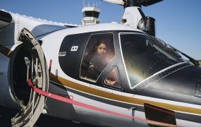 Leonardo AW609 krijgt eerste vrouwelijke piloot