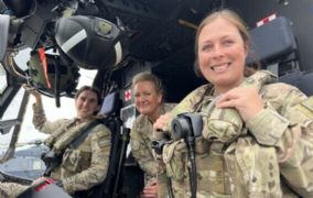 Nieuw-Zeeland: volledig vrouwelijk team aan boord van NH90