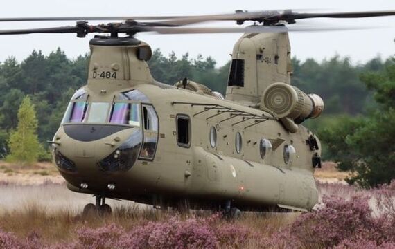 Nederland stuurt drie Chinooks met 120 man naar Irak