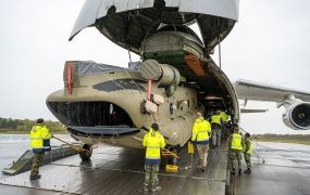 Eerste (van drie) NL Chinook-helikopter vertrokken naar Irak