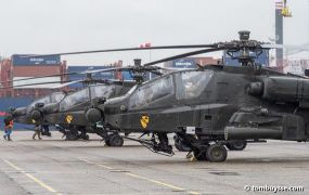 Polen finaliseert aankoop van 96 Apache helikopters voor $ 12 miljard 